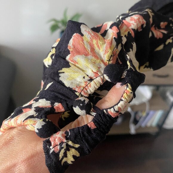 FREE PEOPLE Hilary Dark Floral Printed Square Neckline Top Size M - Picture 6 of 7